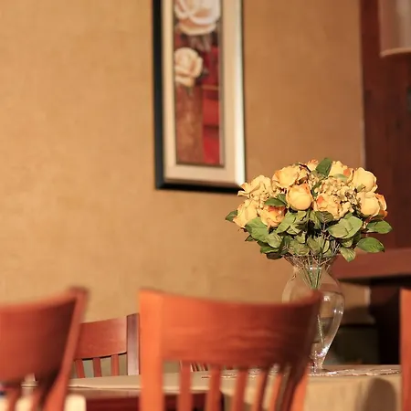 ホテル Svetitsata Lyaskovets