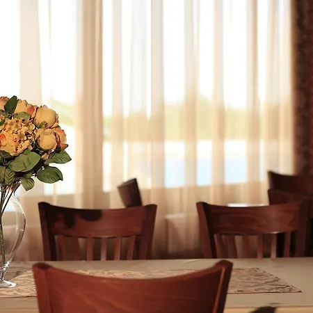 Svetitsata ホテル 3*